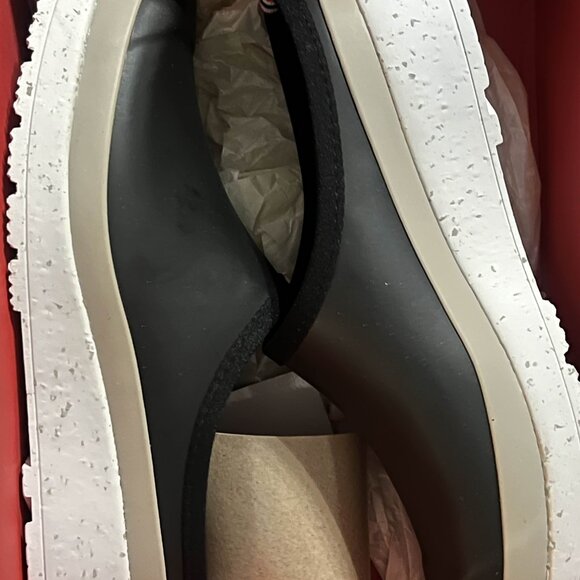 Hunter • Play Speckle Sole Clogs • Women’s 8 • Black/Grey • NIB - Picture 4 of 5